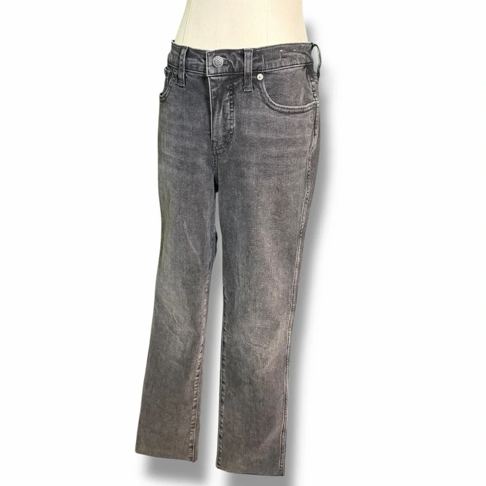 Madewell ‘Petite Mid-Rise Stovepipe Jeans in “Armand” Wash: Raw-Hem Edition 27P